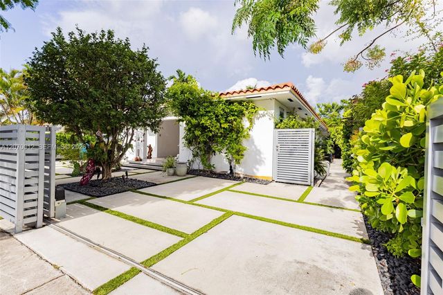 619 SW 39th Avenue, Miami, FL 33134