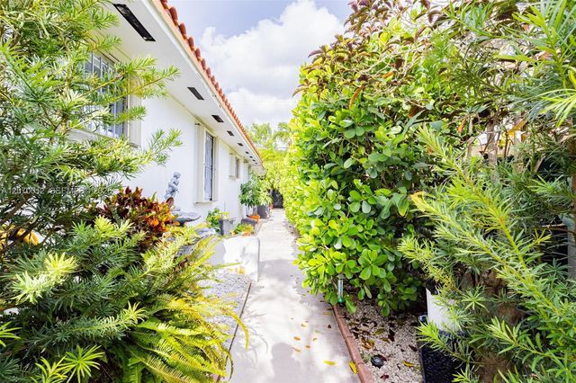 619 SW 39th Avenue, Miami, FL 33134