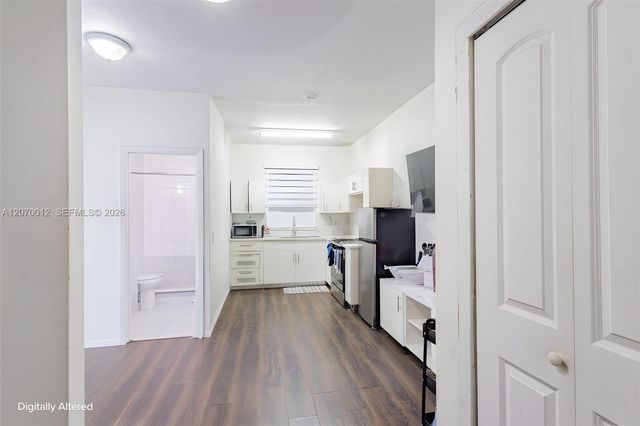 619 SW 39th Avenue, Miami, FL 33134