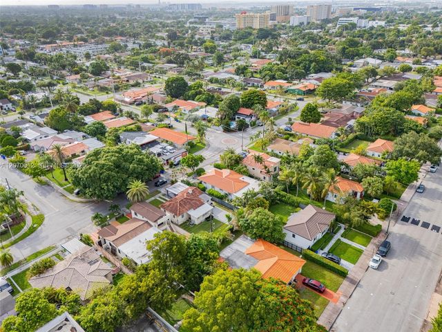 619 SW 39th Avenue, Miami, FL 33134