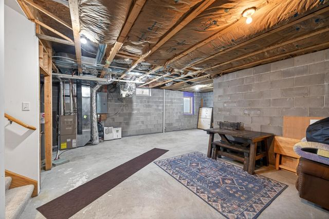 2505 Holly Street S, Cambridge, MN 55008