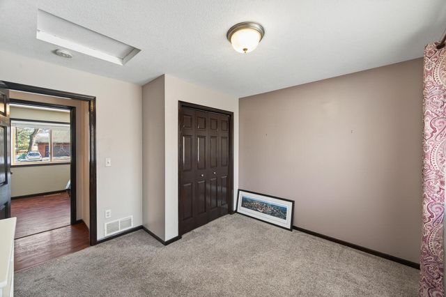 2505 Holly Street S, Cambridge, MN 55008