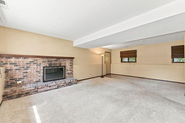 10924 Hyland Terrace, Eden Prairie, MN 55344