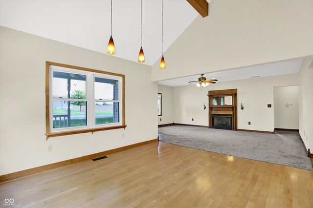 800 N 400 W, Bargersville, IN 46106