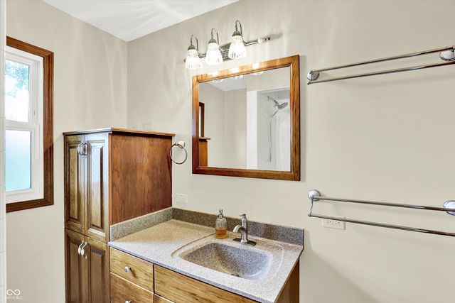 800 N 400 W, Bargersville, IN 46106