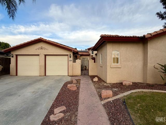 3108 Bromley Way, Bakersfield, CA 93311