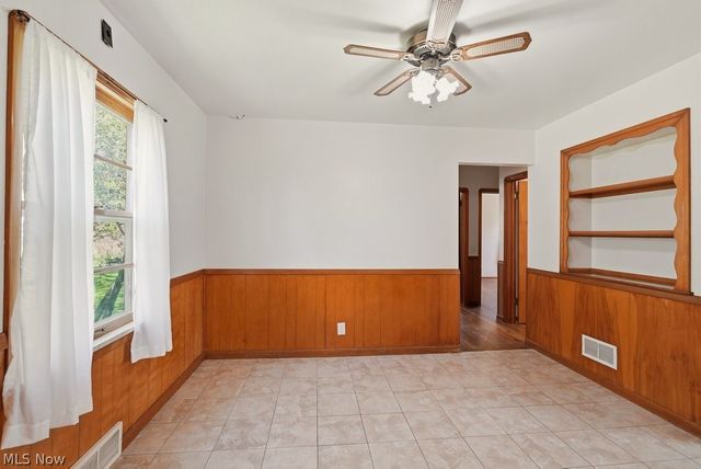 125 Meadowlane Road, Seven Hills, OH 44131