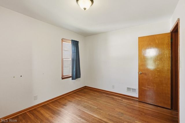 125 Meadowlane Road, Seven Hills, OH 44131