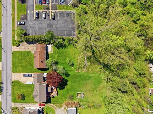 125 Meadowlane Road, Seven Hills, OH 44131