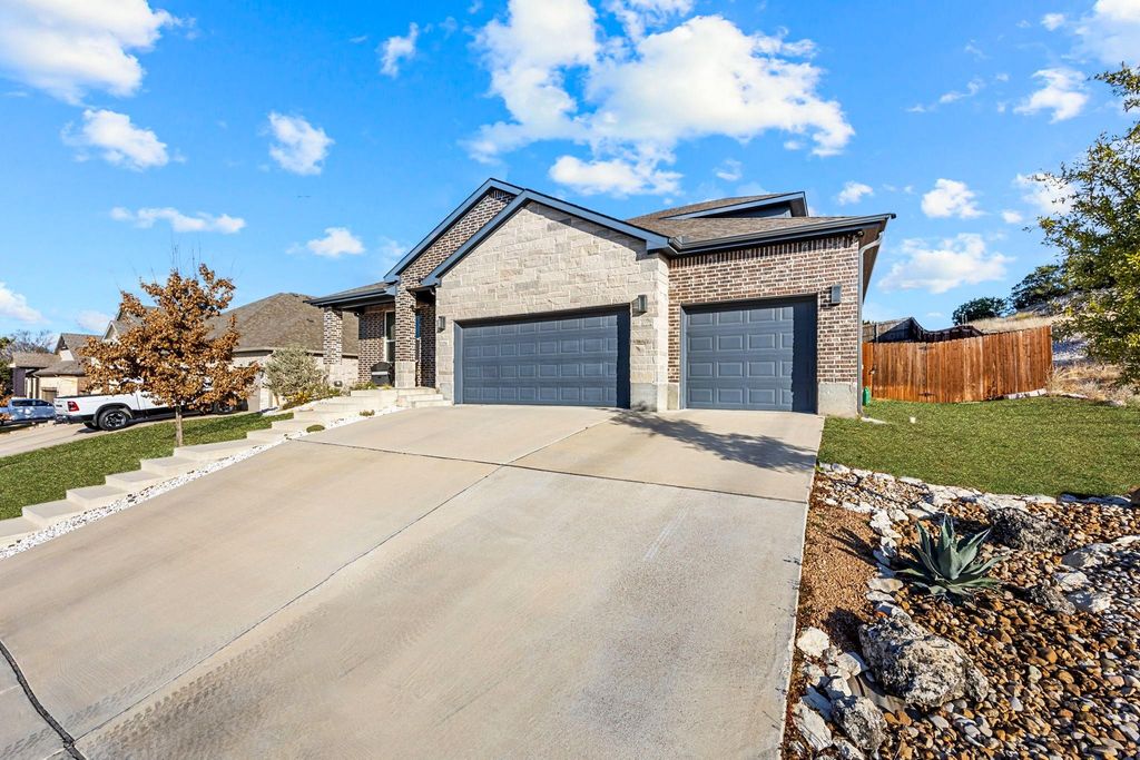 2254 Wooster ST, Nolanville, TX 76559