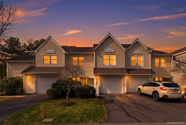 60 Spruce Ridge Drive, Fishkill, NY 12524