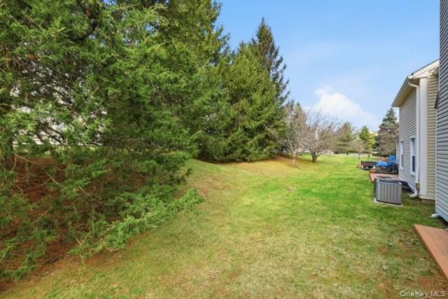60 Spruce Ridge Drive, Fishkill, NY 12524