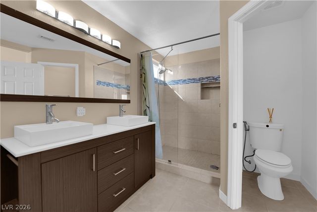 9127 Lava Bluff Court, Las Vegas, NV 89123