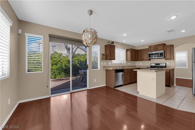 9127 Lava Bluff Court, Las Vegas, NV 89123