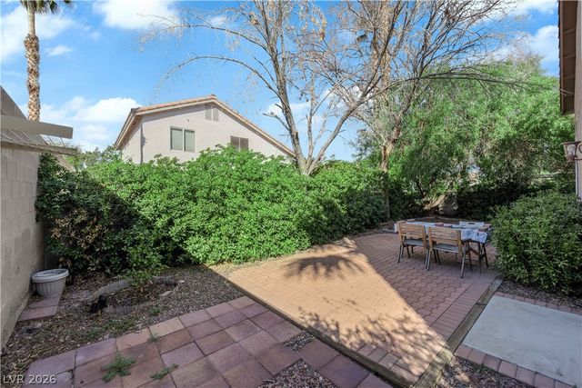 9127 Lava Bluff Court, Las Vegas, NV 89123