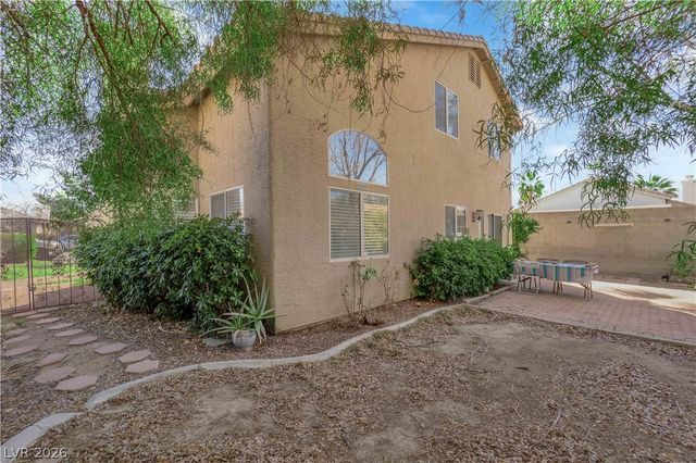 9127 Lava Bluff Court, Las Vegas, NV 89123