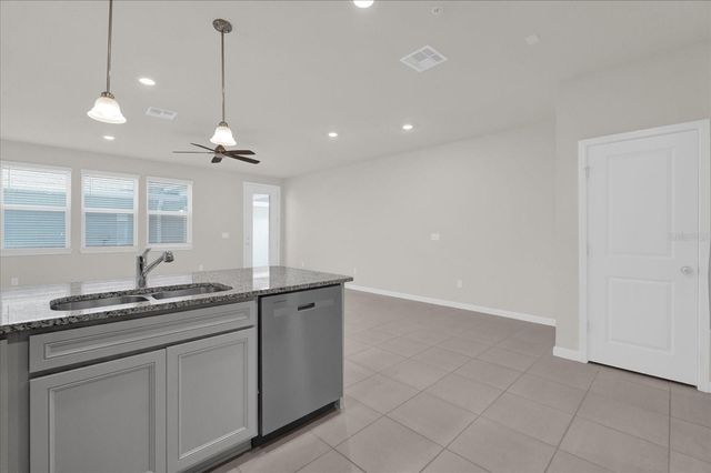 10877 WOODED ACRE ALLEY, Orlando, FL 32829