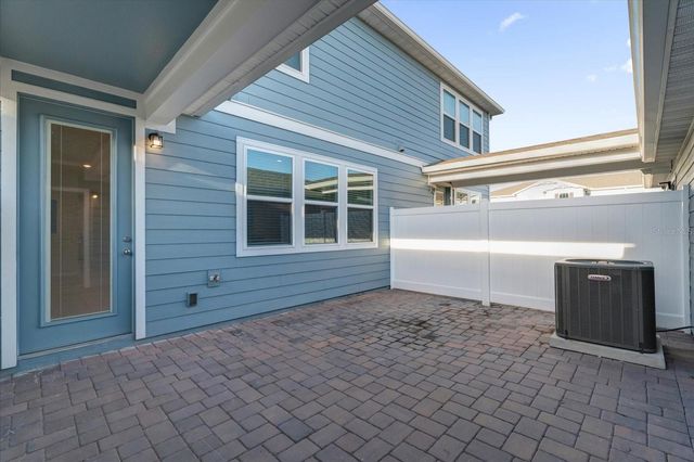 10877 WOODED ACRE ALLEY, Orlando, FL 32829