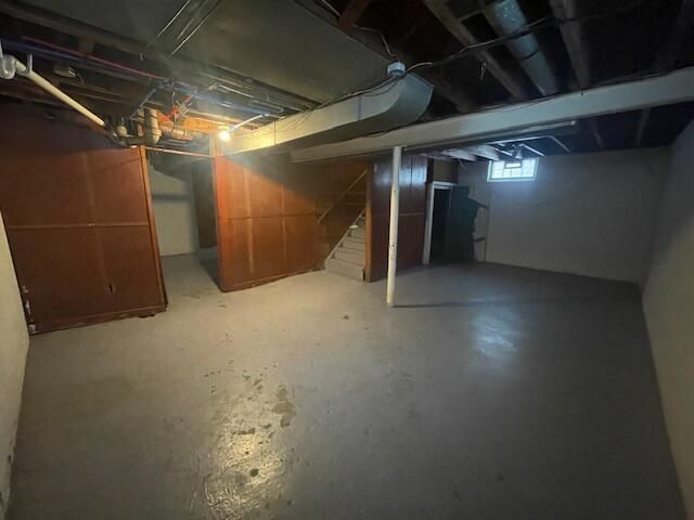 9255 Heyden Street, Detroit, MI 48228