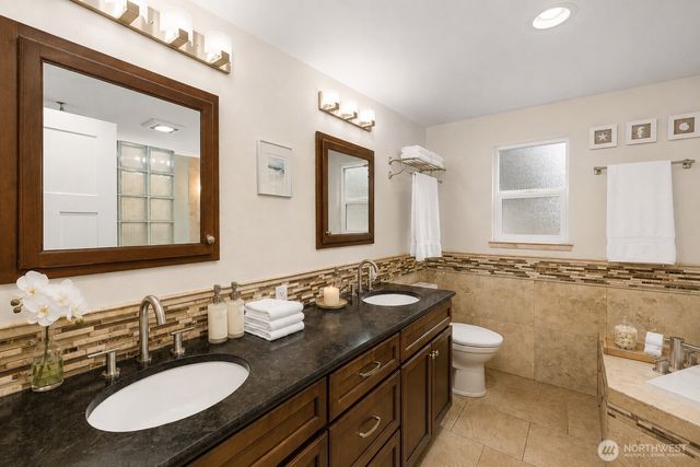 7010 126th Avenue NE, Lake Stevens, WA 98258