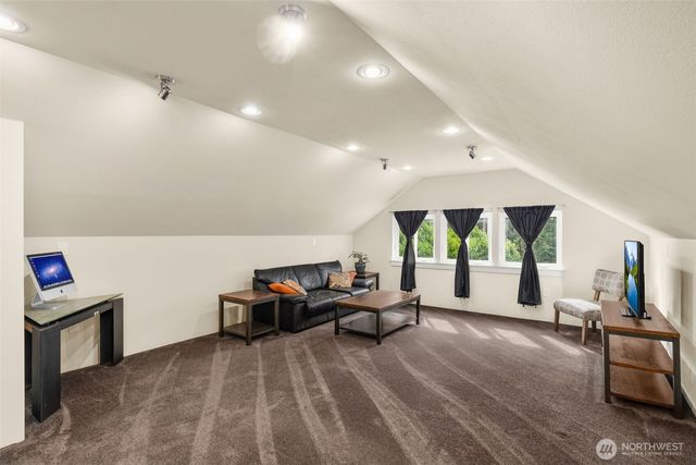 7010 126th Avenue NE, Lake Stevens, WA 98258