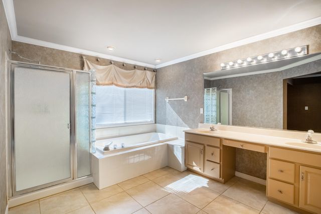 1082 Bold Forbes Court, Union, KY 41091