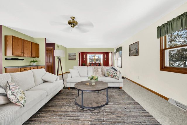 4292 Pleasant Hollow ROAD, Jackson, WI 53037