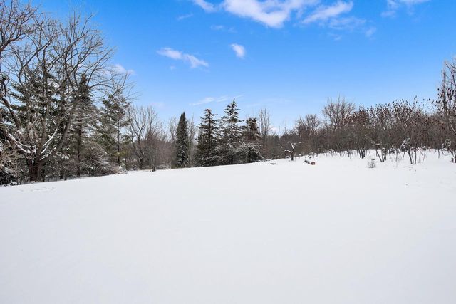 4292 Pleasant Hollow ROAD, Jackson, WI 53037