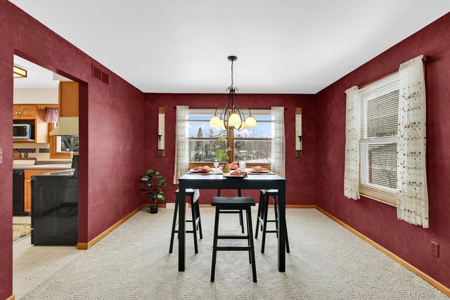 4292 Pleasant Hollow ROAD, Jackson, WI 53037