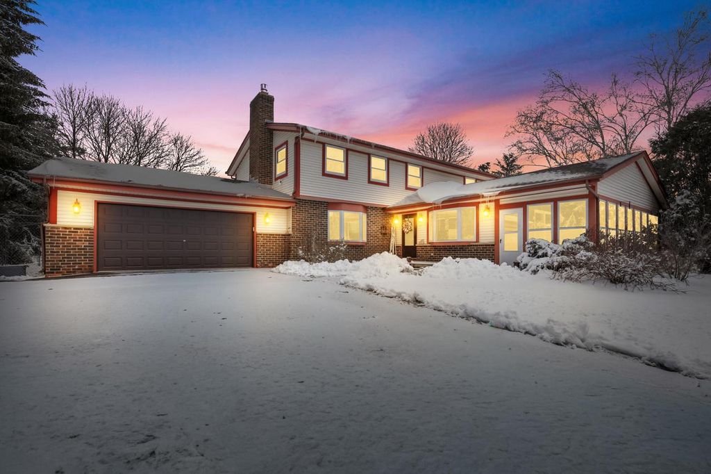 4292 Pleasant Hollow ROAD, Jackson, WI 53037