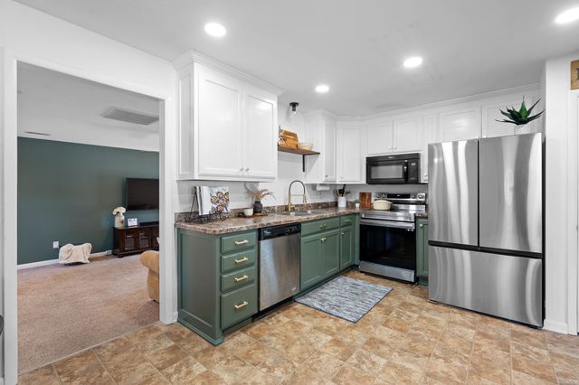 105 Billy Robb St, Greenbrier, TN 37073