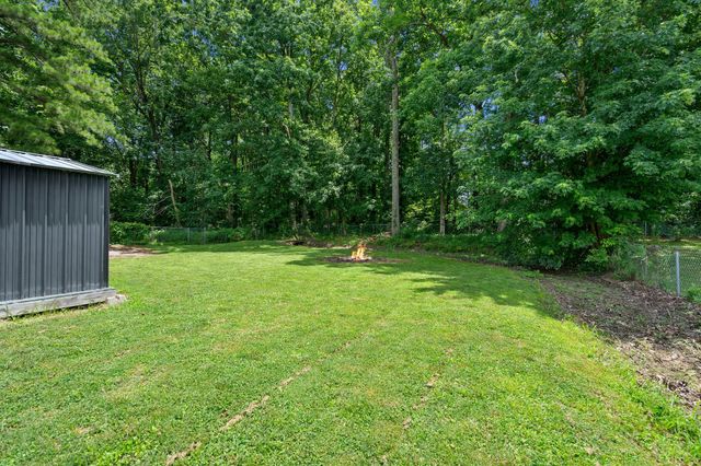 105 Billy Robb St, Greenbrier, TN 37073