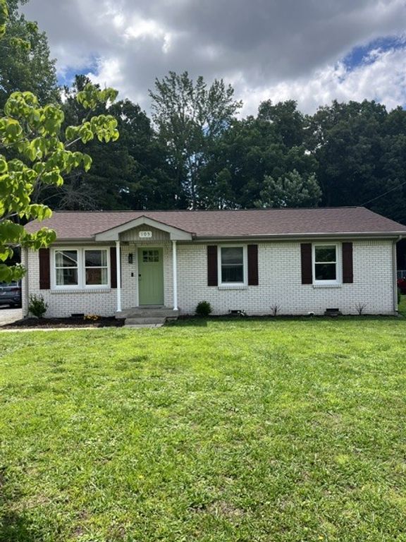 105 Billy Robb St, Greenbrier, TN 37073
