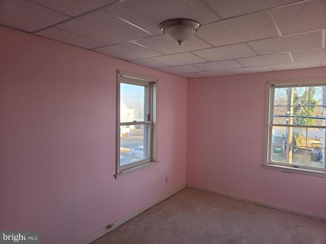 216 BROAD ST, Swedesboro, NJ 08085