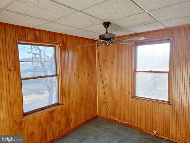 216 BROAD ST, Swedesboro, NJ 08085