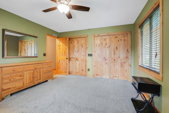 1065 Minnesota Street S, Shakopee, MN 55379