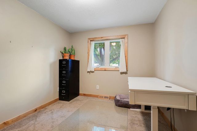 1065 Minnesota Street S, Shakopee, MN 55379