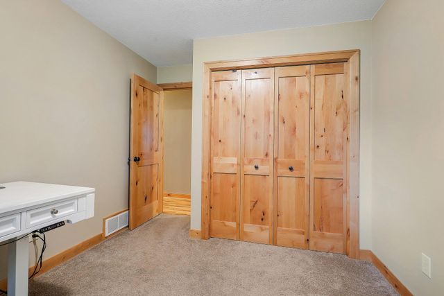 1065 Minnesota Street S, Shakopee, MN 55379