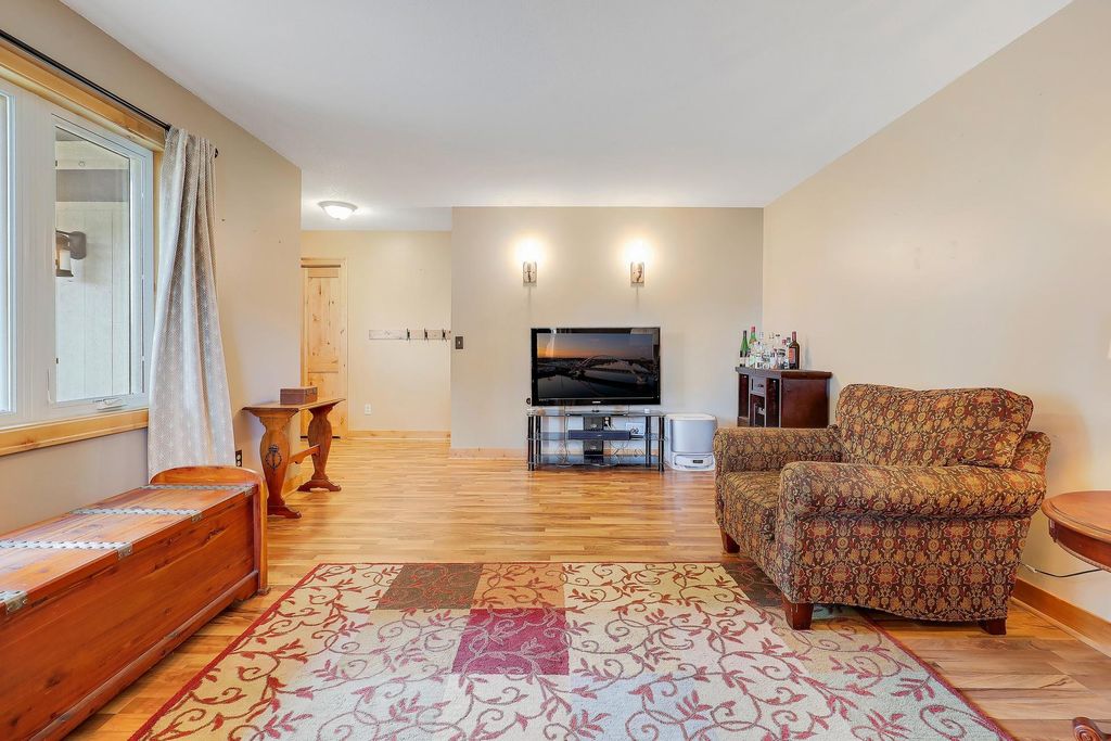 1065 Minnesota Street S, Shakopee, MN 55379 — photo 4