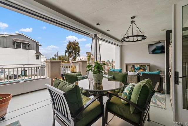 800 Grand Avenue 105, Carlsbad, CA 92008