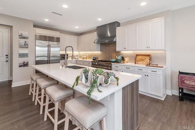 800 Grand Avenue 105, Carlsbad, CA 92008