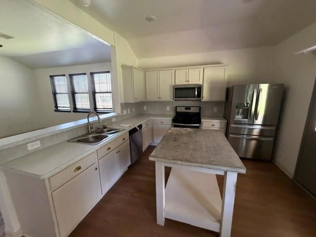 104 Tracie Drive, Dayton, TX 77535