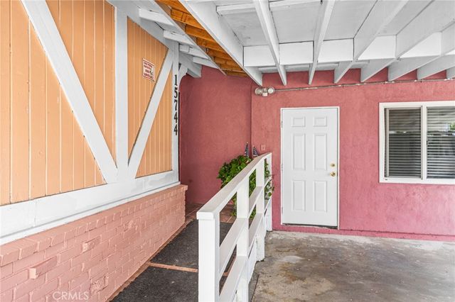 15744 Saticoy Street, Van Nuys, CA 91406