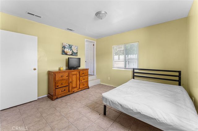 15744 Saticoy Street, Van Nuys, CA 91406