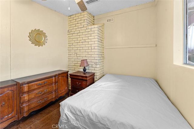 15744 Saticoy Street, Van Nuys, CA 91406