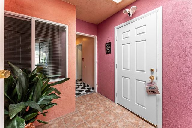 15744 Saticoy Street, Van Nuys, CA 91406