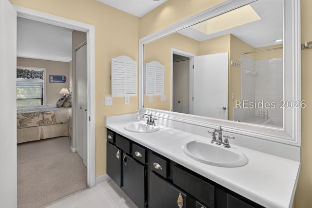 85 Lighthouse Rd Apt 2389, Hilton Head Island, SC 29928