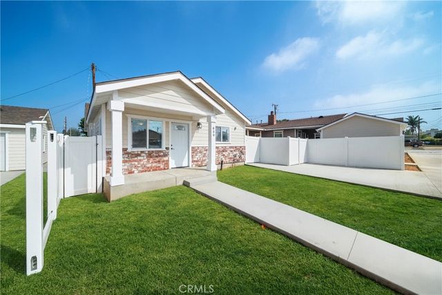 839 N Sunflower, Covina, CA 91724