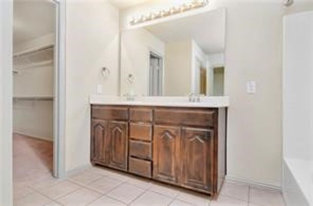 2613 Bretton Wood Drive, Fort Worth, TX 76244