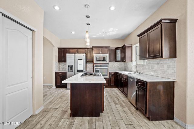 3140 SUNNY PRAIRIE Drive, El Paso, TX 79938